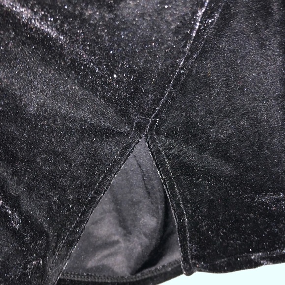 Autres Filles black velvet dress - Picture 7 of 7